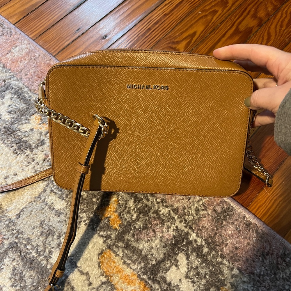 Michael Kors Crossbody